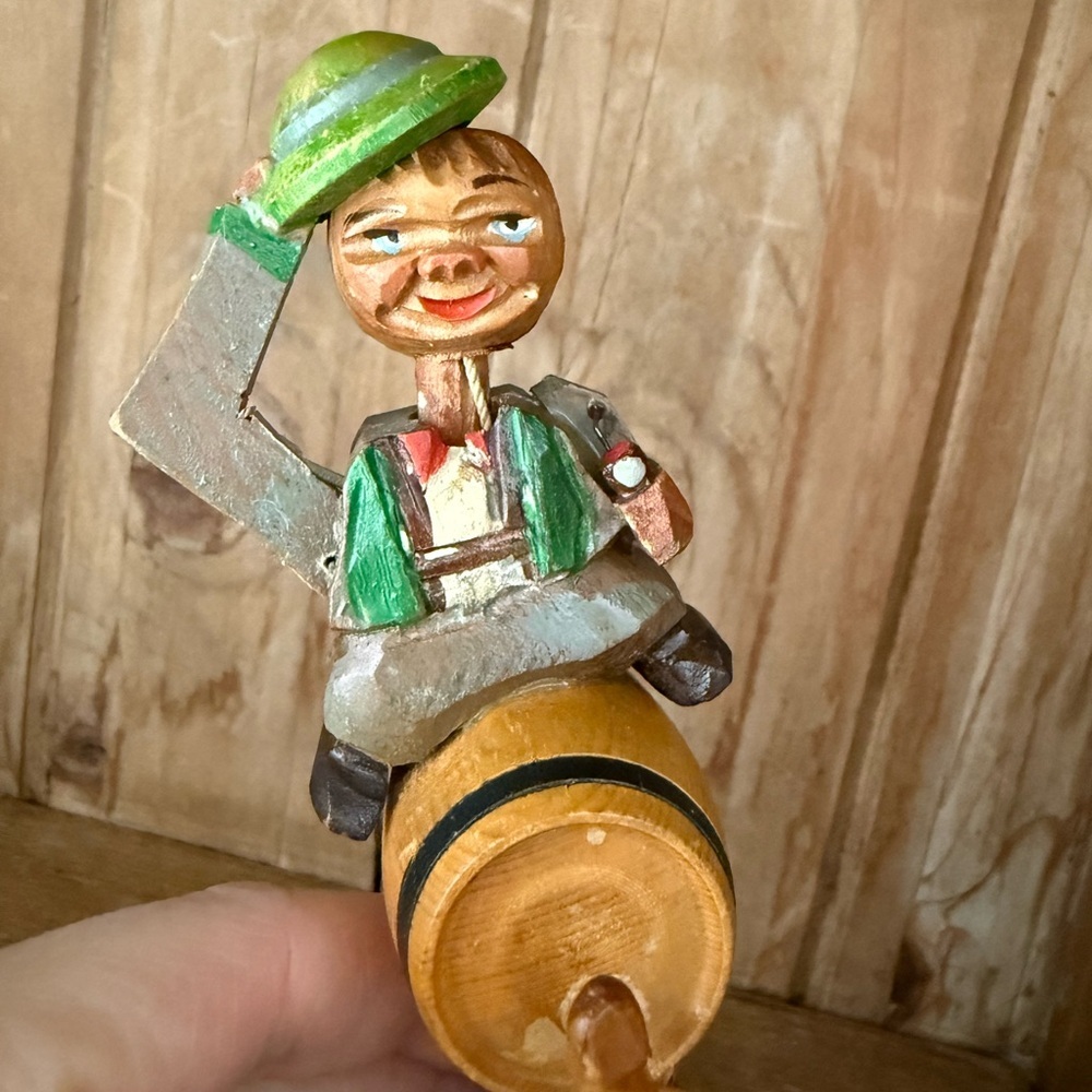 vintage Anri mechanical wood folk art bottle stopper moving hat